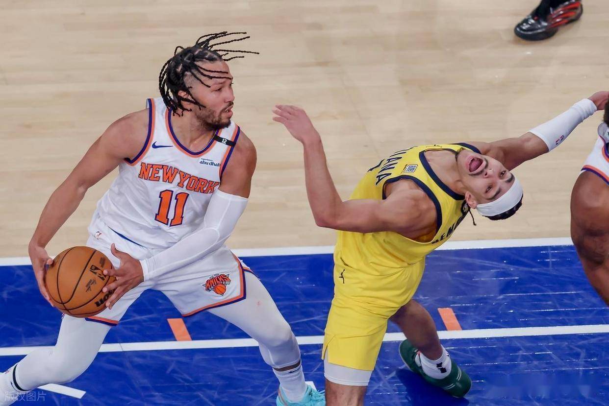 英雄联盟台服官网-异客原唱词曲